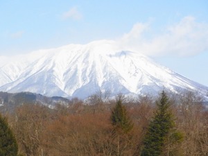 やま